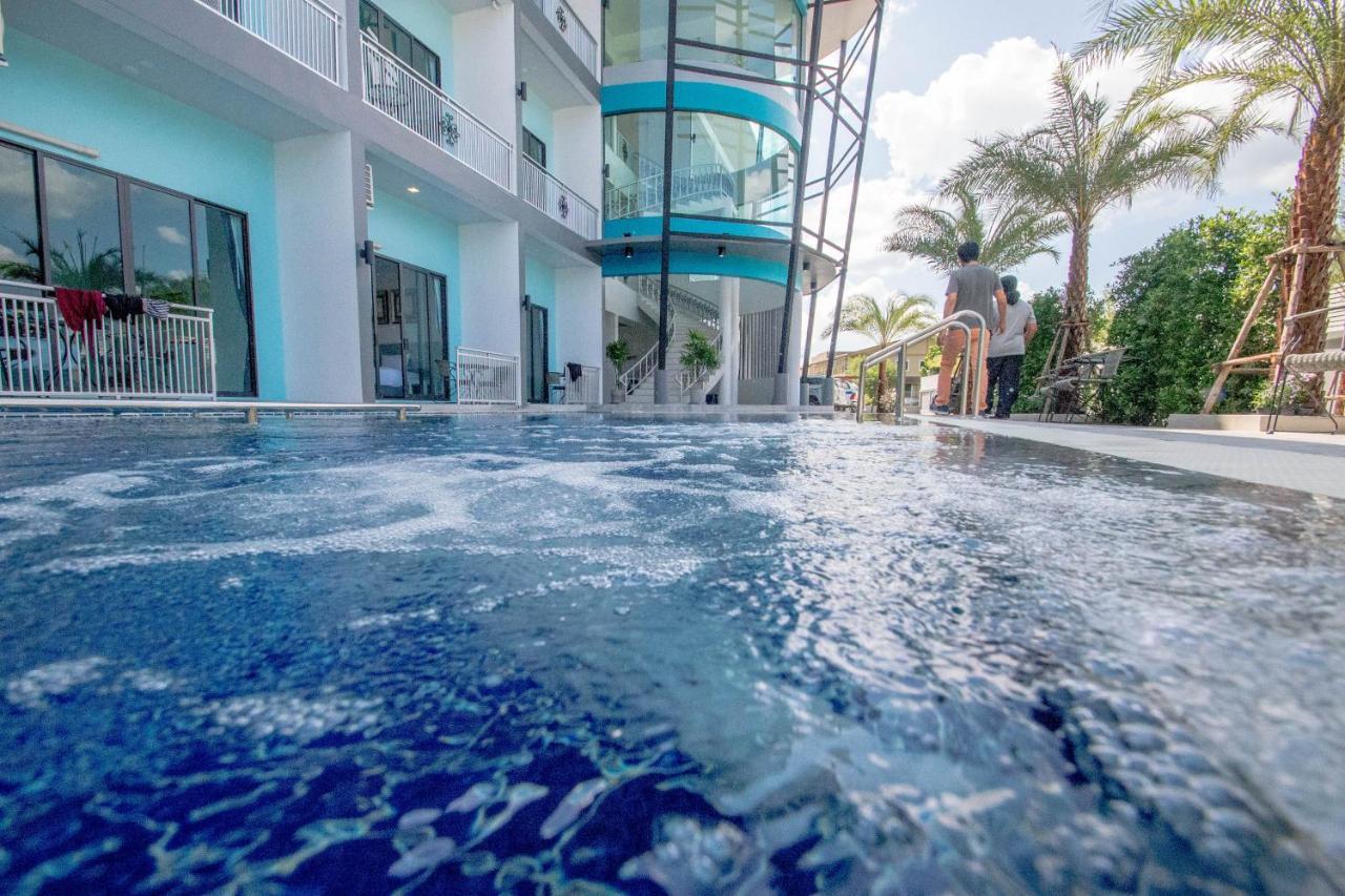 Baan Yamoo Ranong Hotel Exterior foto